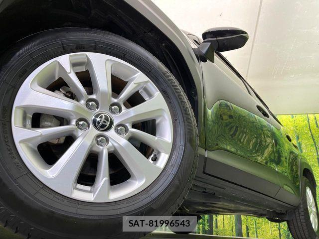 Toyota YARIS CROSS 2021-08 7621649-12