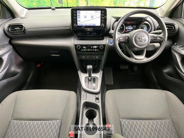 Toyota YARIS CROSS 2021-08 7621649-1