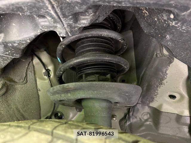 Toyota YARIS CROSS 2021-08 7621649-19