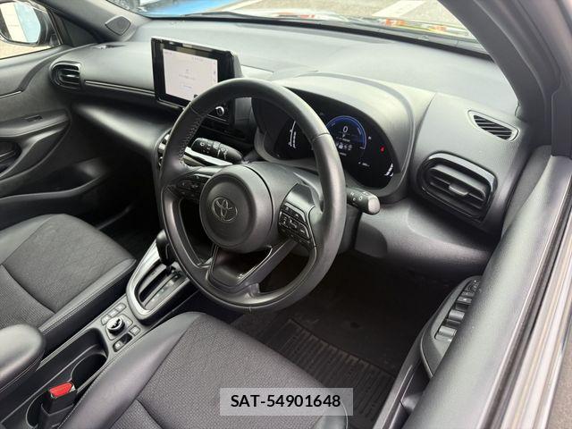 Toyota YARIS CROSS 2024-05 7621659-12