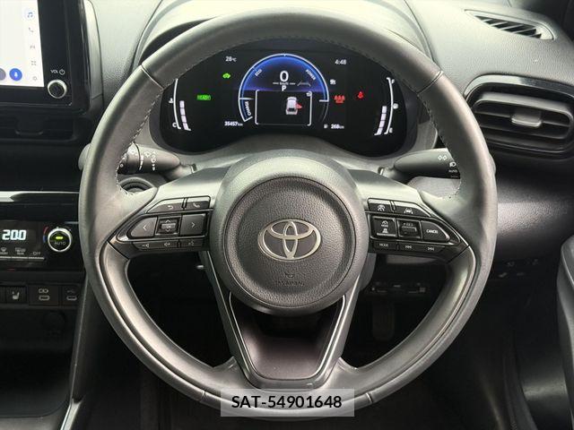 Toyota YARIS CROSS 2024-05 7621659-22