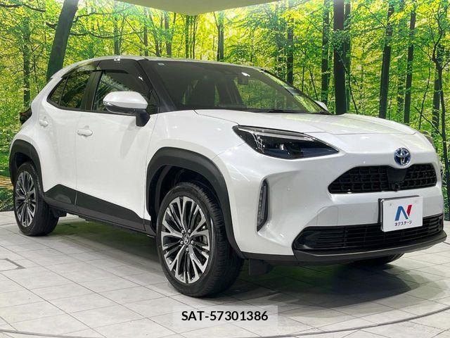 Toyota YARIS CROSS 2023-10 7621619-15