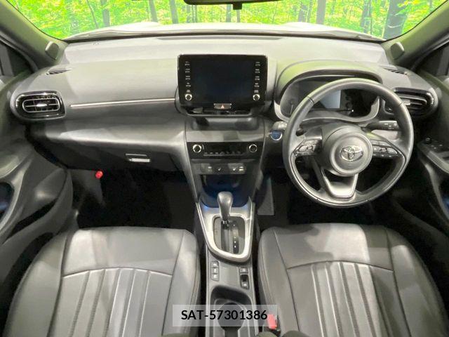 Toyota YARIS CROSS 2023-10 7621619-1