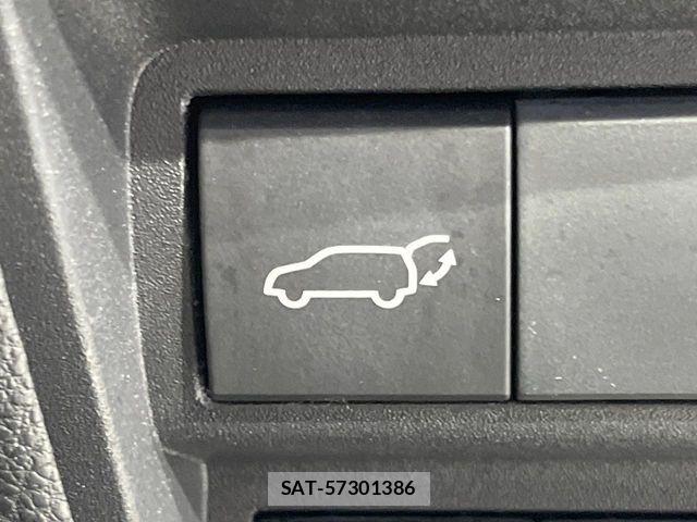 Toyota YARIS CROSS 2023-10 7621619-5