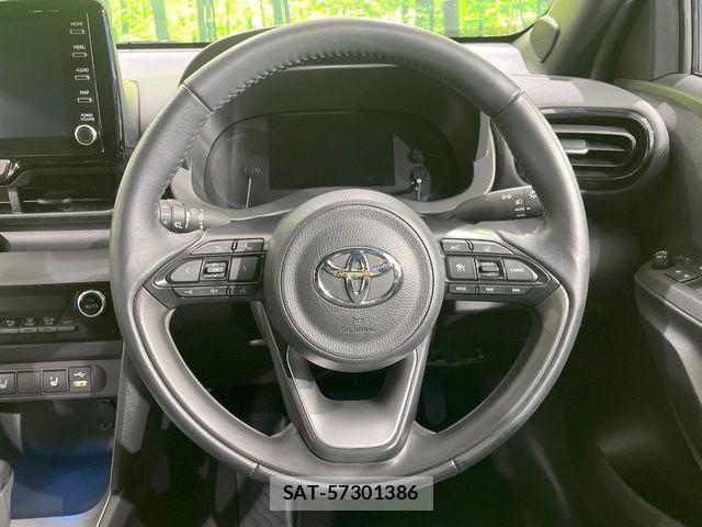 Toyota YARIS CROSS 2023-10 7621619-7