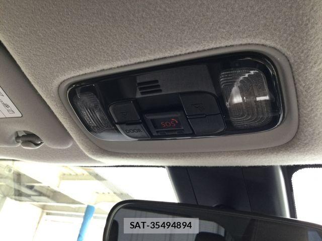 Toyota YARIS CROSS 2021-09 7621636-11