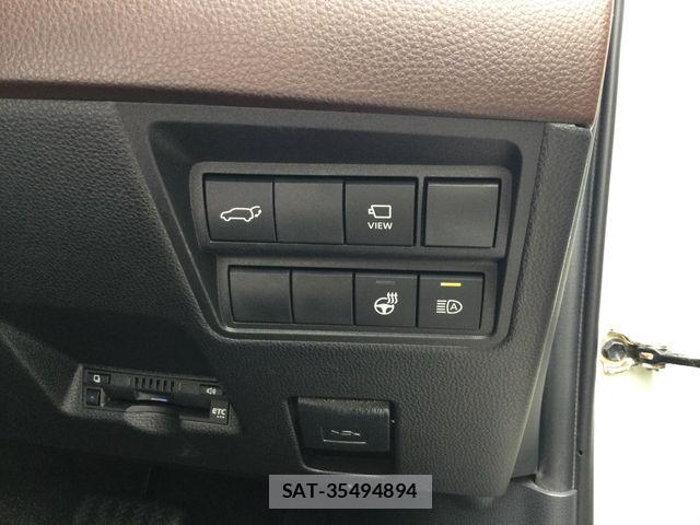 Toyota YARIS CROSS 2021-09 7621636-17