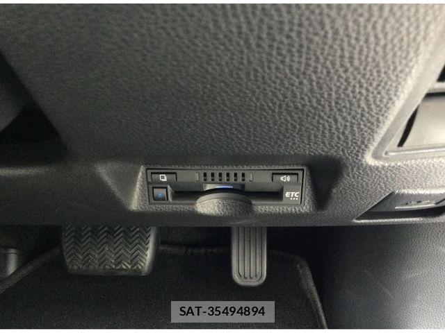 Toyota YARIS CROSS 2021-09 7621636-18