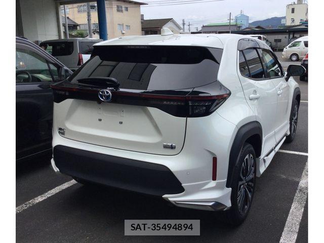 Toyota YARIS CROSS 2021-09 7621636-3