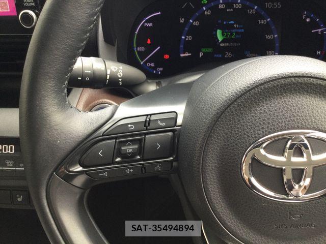 Toyota YARIS CROSS 2021-09 7621636-7