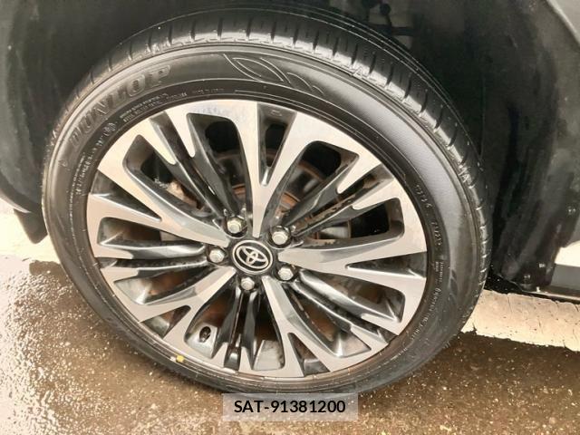 Toyota YARIS CROSS 2023-10 7621653-10