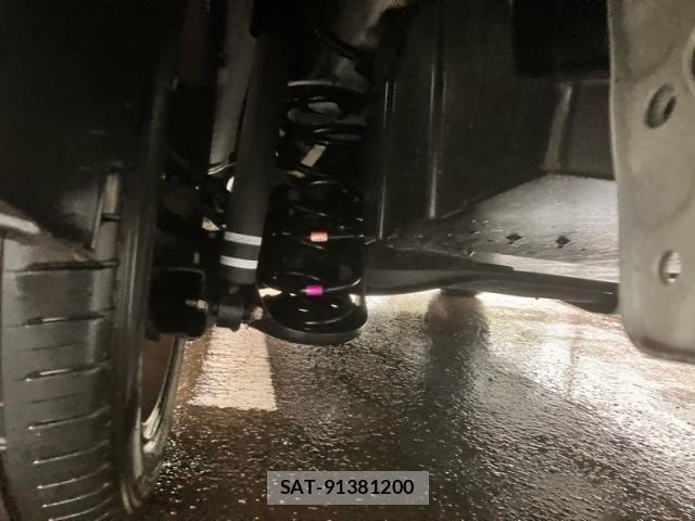 Toyota YARIS CROSS 2023-10 7621653-11