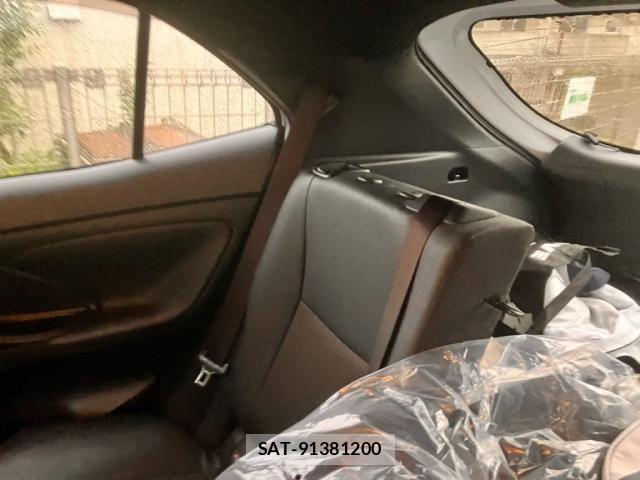 Toyota YARIS CROSS 2023-10 7621653-12
