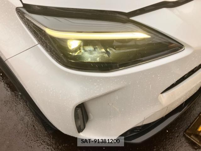 Toyota YARIS CROSS 2023-10 7621653-15