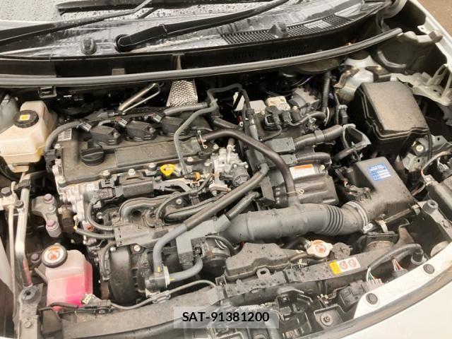 Toyota YARIS CROSS 2023-10 7621653-16