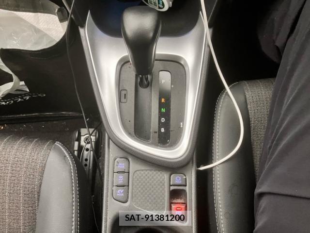 Toyota YARIS CROSS 2023-10 7621653-22