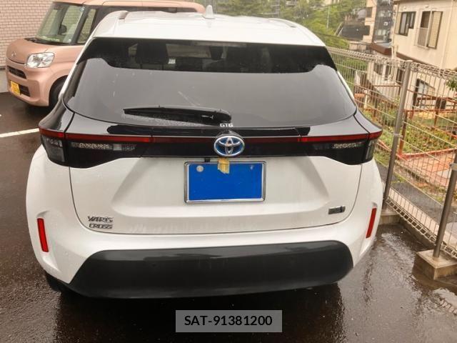 Toyota YARIS CROSS 2023-10 7621653-6