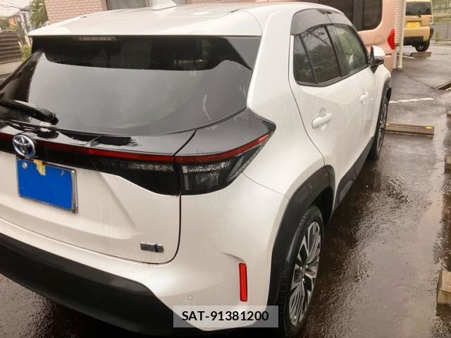 Toyota YARIS CROSS 2023-10 7621653-8
