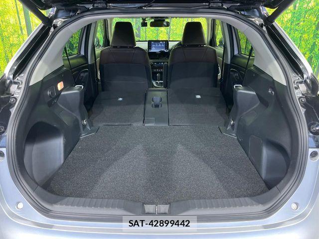 Toyota YARIS CROSS 2022-08 7621637-9