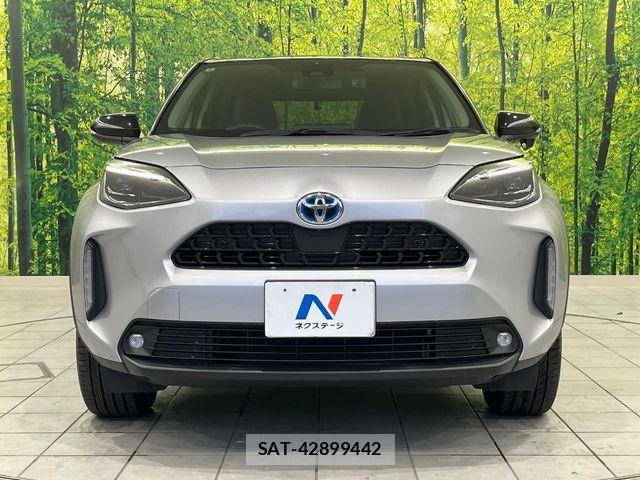 Toyota YARIS CROSS 2022-08 7621637-13