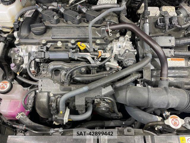Toyota YARIS CROSS 2022-08 7621637-17
