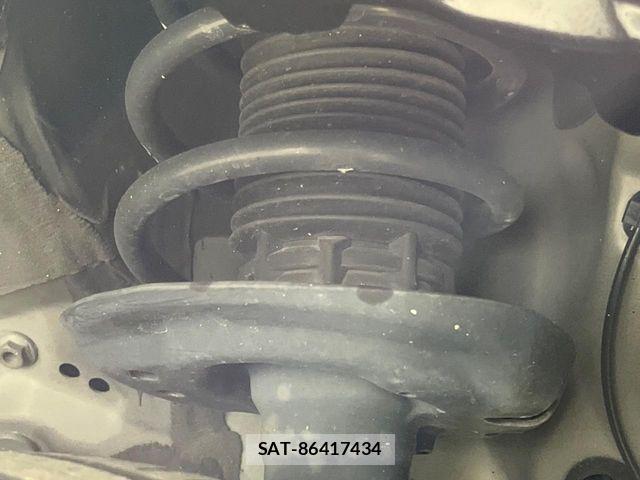 Toyota YARIS CROSS 2021-07 7621654-19