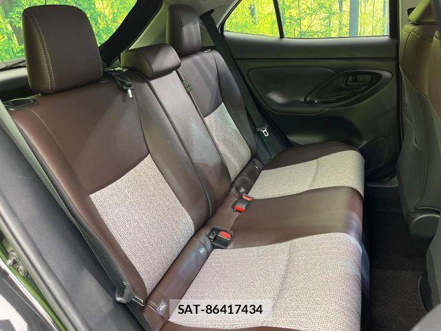 Toyota YARIS CROSS 2021-07 7621654-8