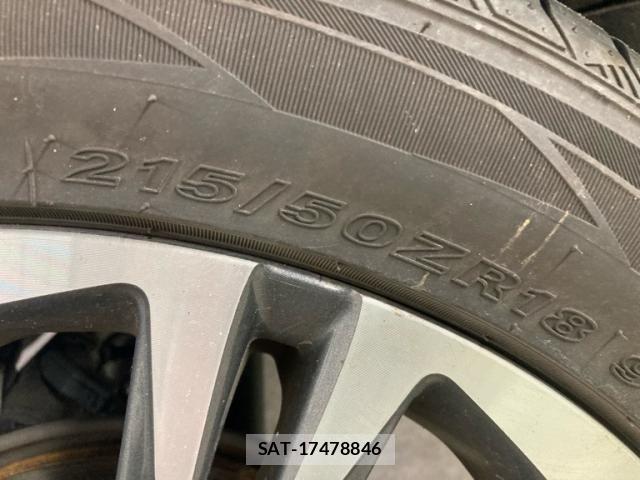 Toyota YARIS CROSS 2022-02 7621660-11