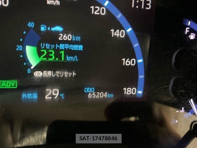 Toyota YARIS CROSS 2022-02 7621660-15