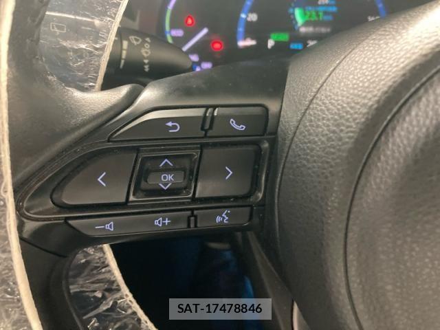 Toyota YARIS CROSS 2022-02 7621660-24