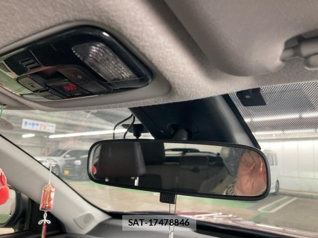 Toyota YARIS CROSS 2022-02 7621660-28