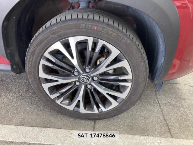 Toyota YARIS CROSS 2022-02 7621660-8