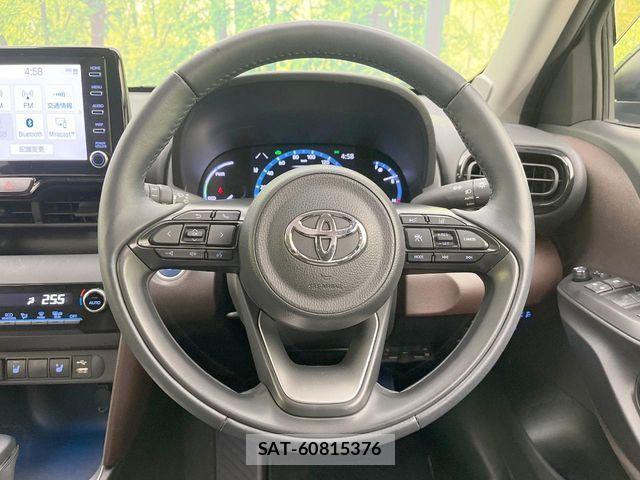 Toyota YARIS CROSS 2021-09 7621648-10