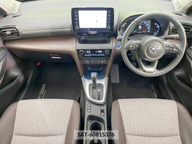 Toyota YARIS CROSS 2021-09 7621648-1