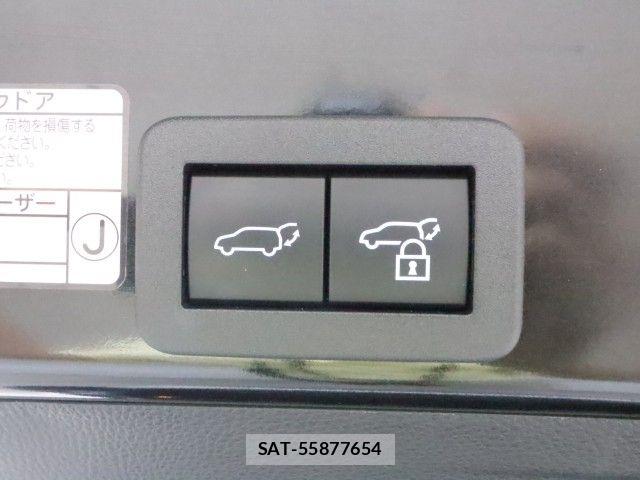 Toyota YARIS CROSS 2023-02 7621624-12