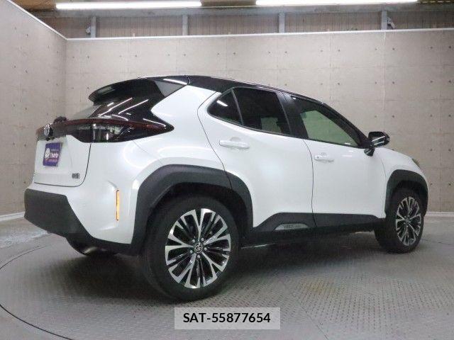 Toyota YARIS CROSS 2023-02 7621624-1
