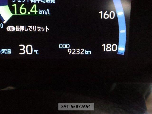 Toyota YARIS CROSS 2023-02 7621624-28