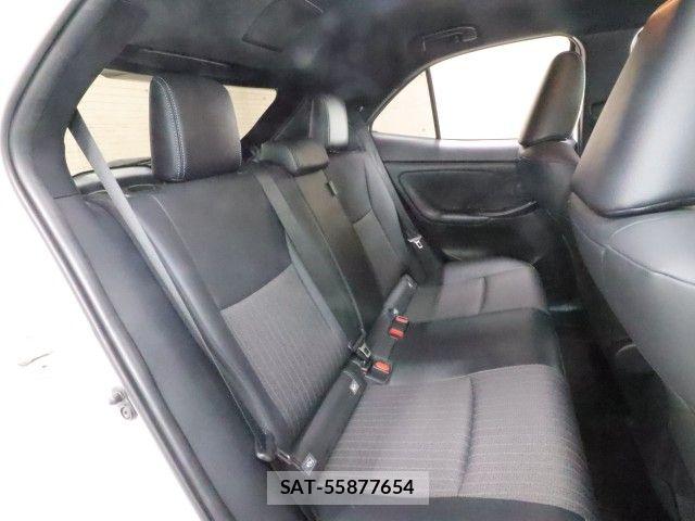 Toyota YARIS CROSS 2023-02 7621624-5