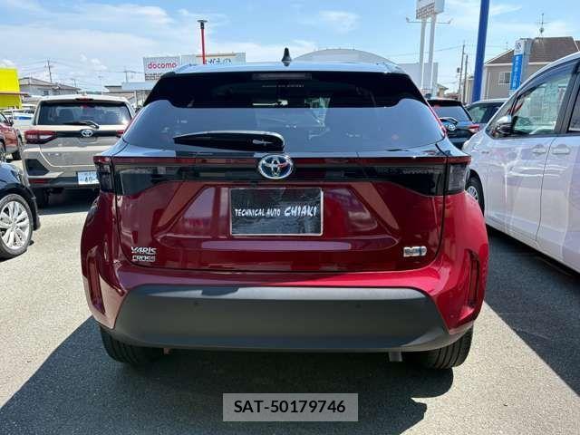 Toyota YARIS CROSS 2022-07 7621629-21