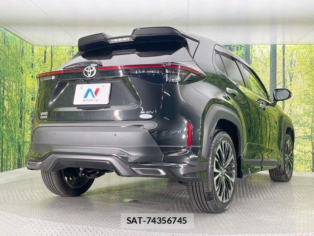 Toyota YARIS CROSS 2024-02 7621614-16