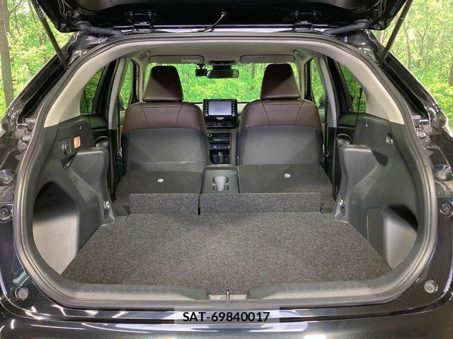 Toyota YARIS CROSS 2021-12 7621640-9