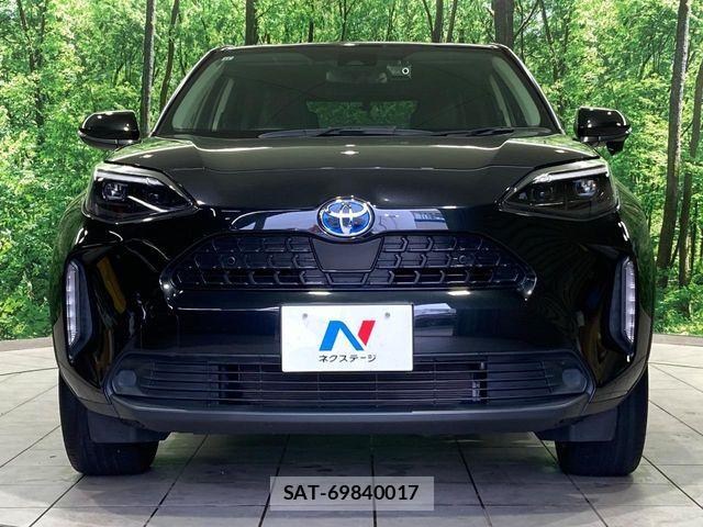 Toyota YARIS CROSS 2021-12 7621640-13
