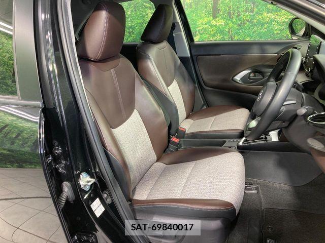 Toyota YARIS CROSS 2021-12 7621640-7