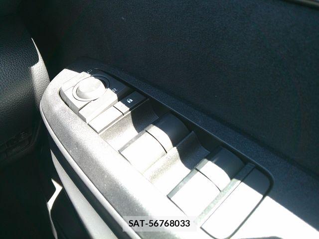Toyota YARIS CROSS 2025-10 7731168-9