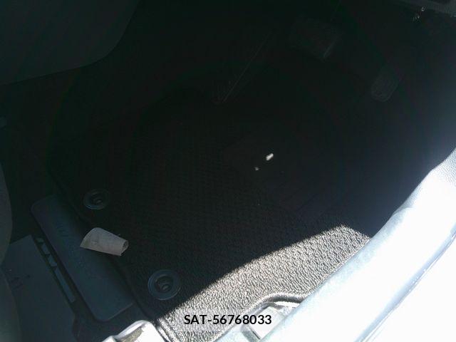 Toyota YARIS CROSS 2025-10 7731168-25