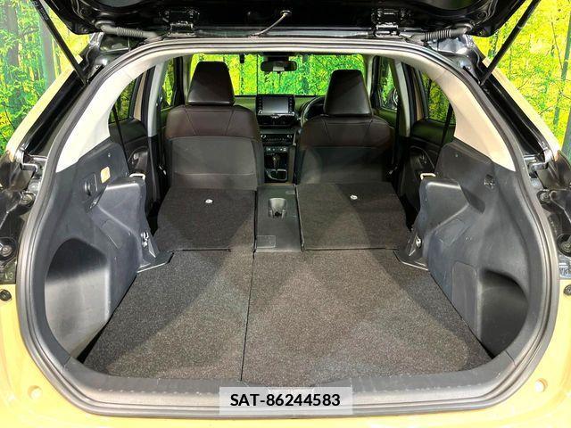 Toyota YARIS CROSS 2020-11 7731204-9