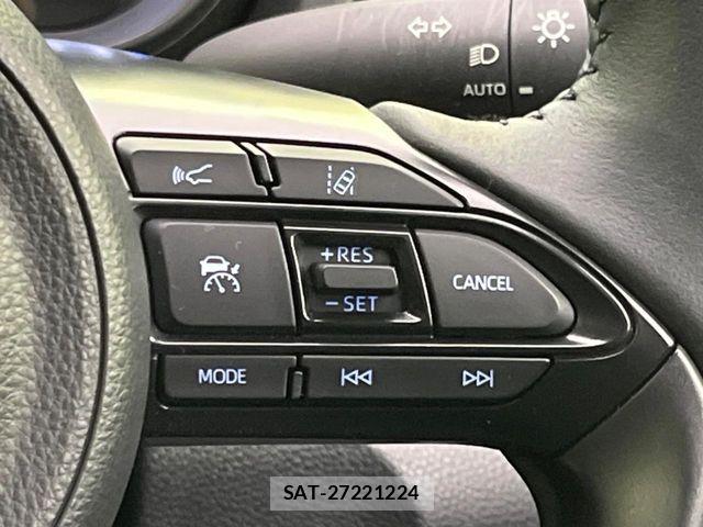 Toyota YARIS CROSS 2022-11 7731190-4