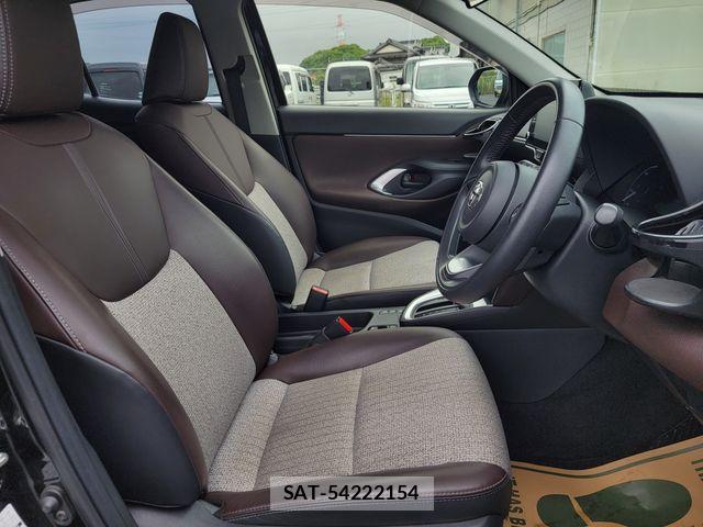Toyota YARIS CROSS 2020-09 7731199-11