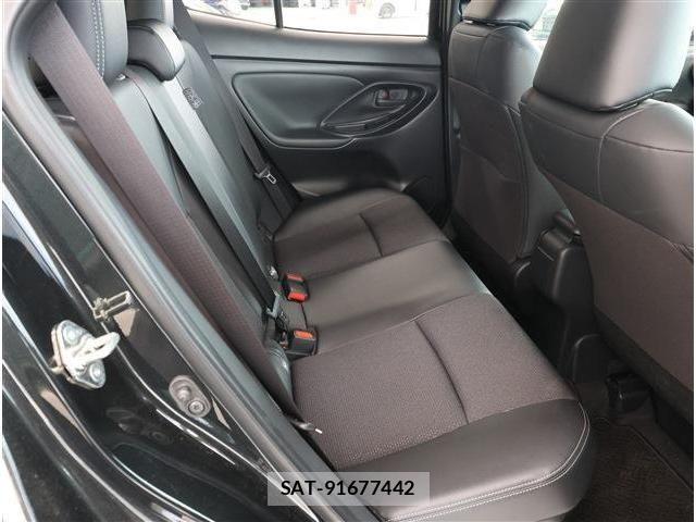 Toyota YARIS CROSS 2024-11 7731187-13
