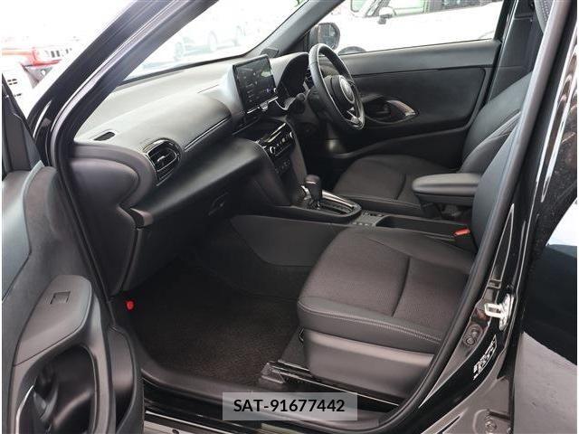 Toyota YARIS CROSS 2024-11 7731187-14